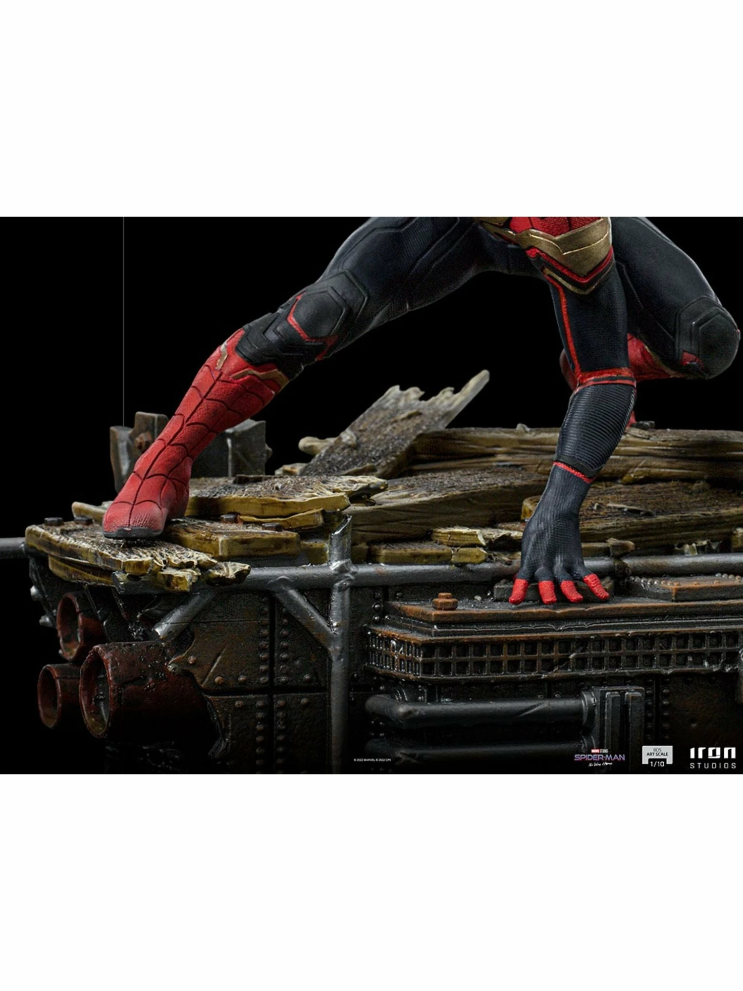 Iron Studios Spider-Man: No Way Home Diorama Series Spider-Man (Peter #1) 1/10 Art Scale Limited Edition Statue - Image 12