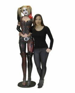 NECA Batman Arkham City Life Size Harley Quinn Foam Replica