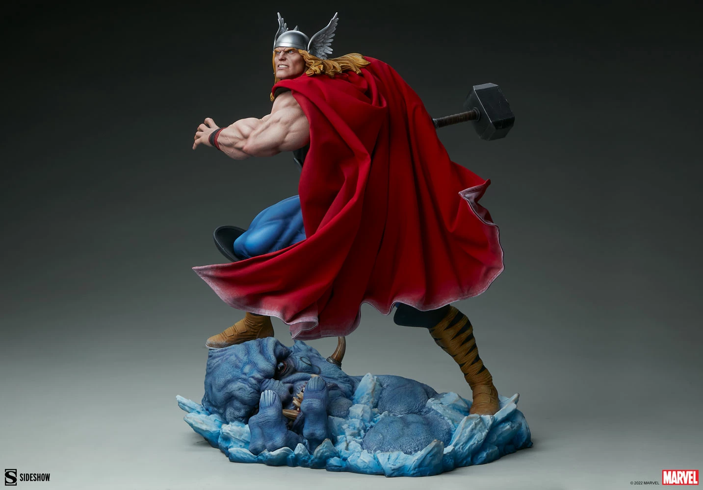 Sideshow Marvel Thor Premium Format Figure - Image 4
