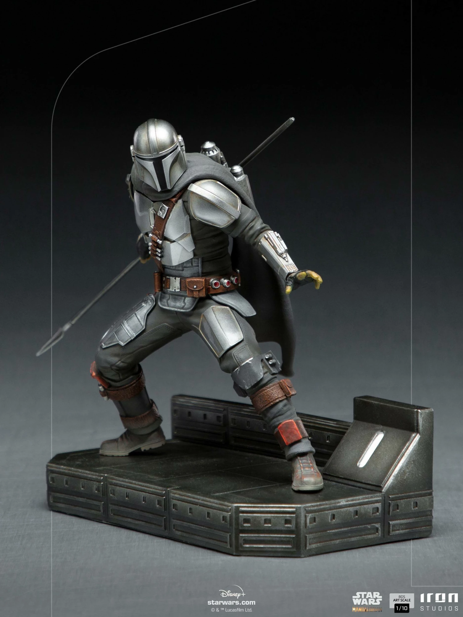 Iron Studios Star Wars The Mandalorian BDS Art Scale Statue 1/10 Mandalorian - Image 11