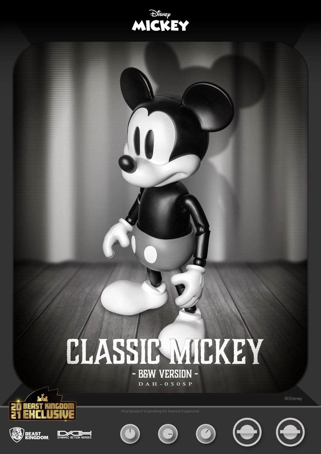 Disney Classic Dynamic Action Heroes 1-9 Mickey Classic Version B&W Version 21 C - Image 5