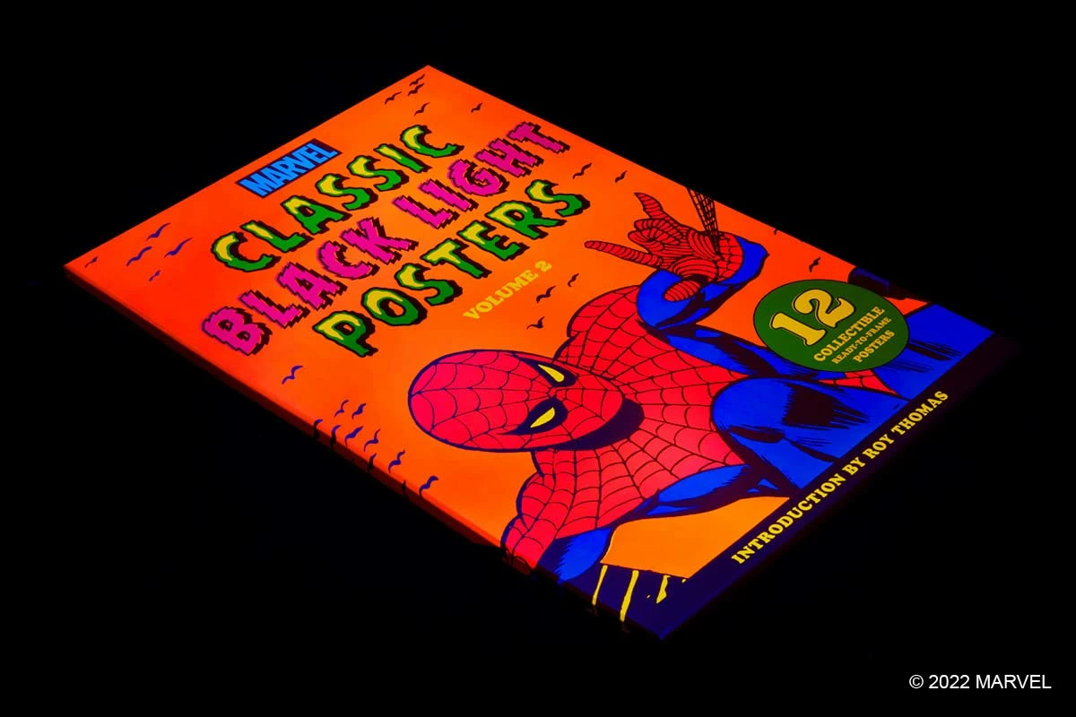 Chronicle Books Marvel Classic Black Light Collectables Poster Portfolio - Image 8