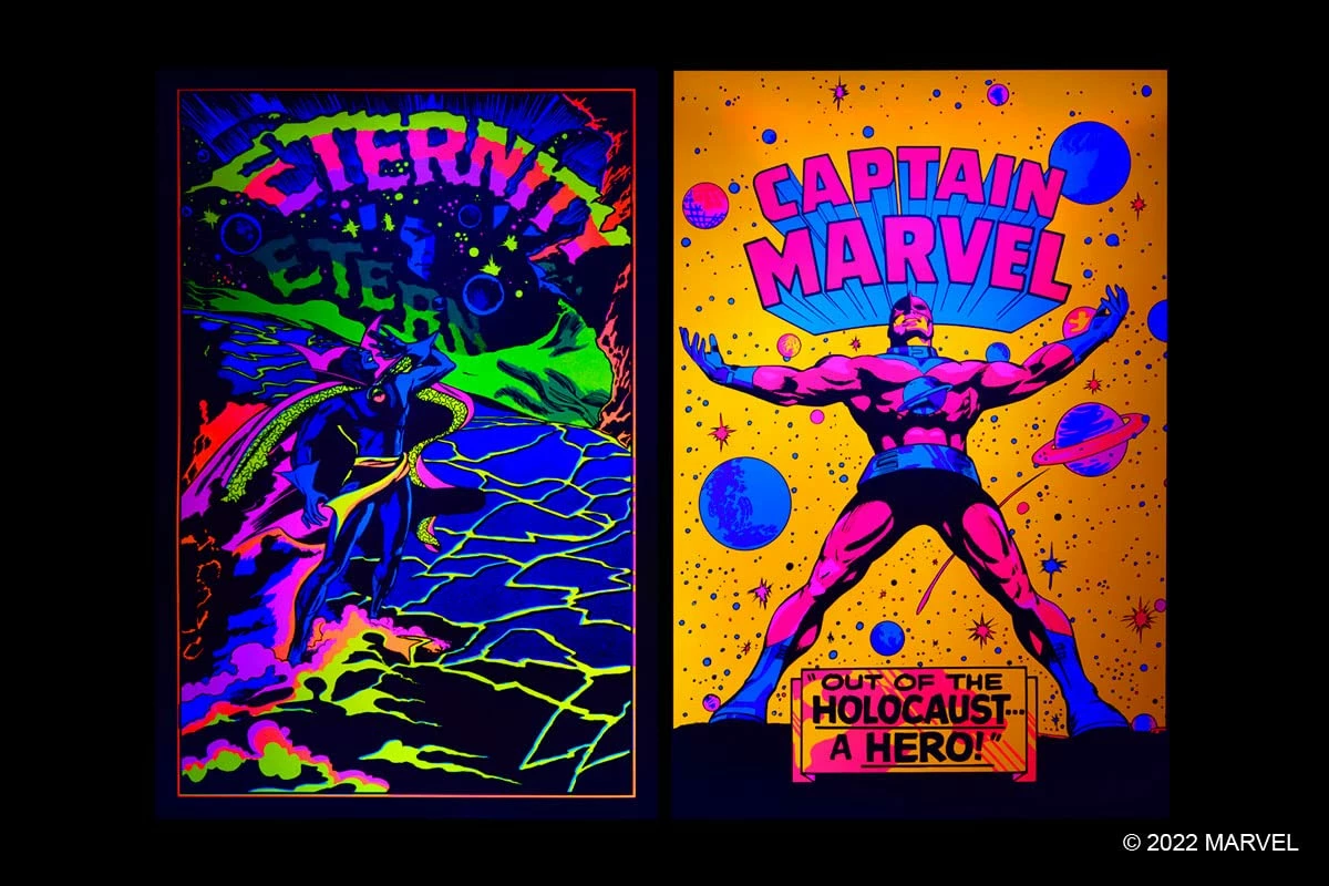 Chronicle Books Marvel Classic Black Light Collectables Poster Portfolio - Image 6