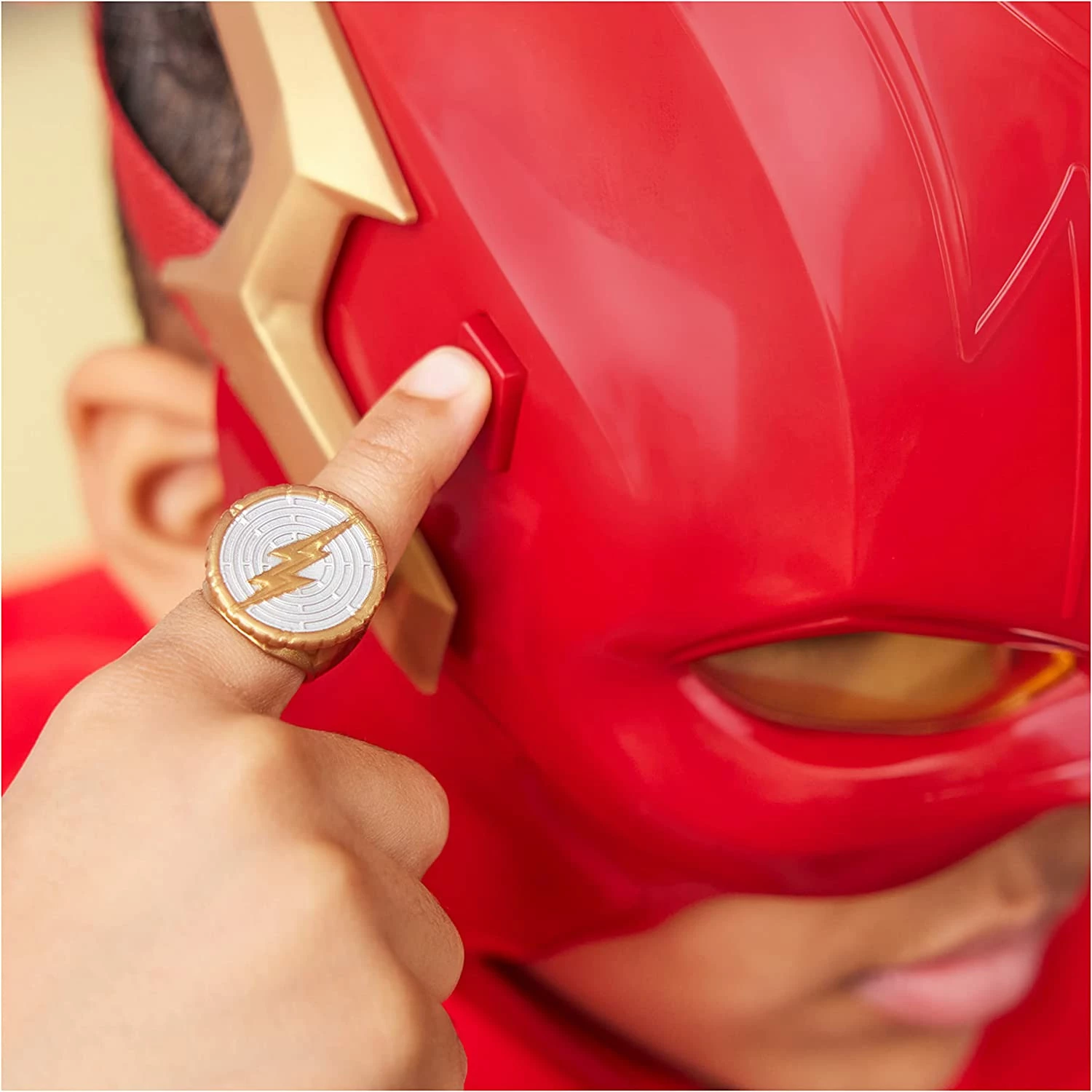 DC Comics The Flash Iconic Mask With Visor And Ring Hero Set - Image 7