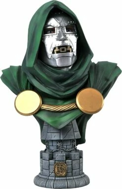 Diamond Select Marvel Legends In 3D Doctor Doom 1/2 Scale Limited Edition Bust