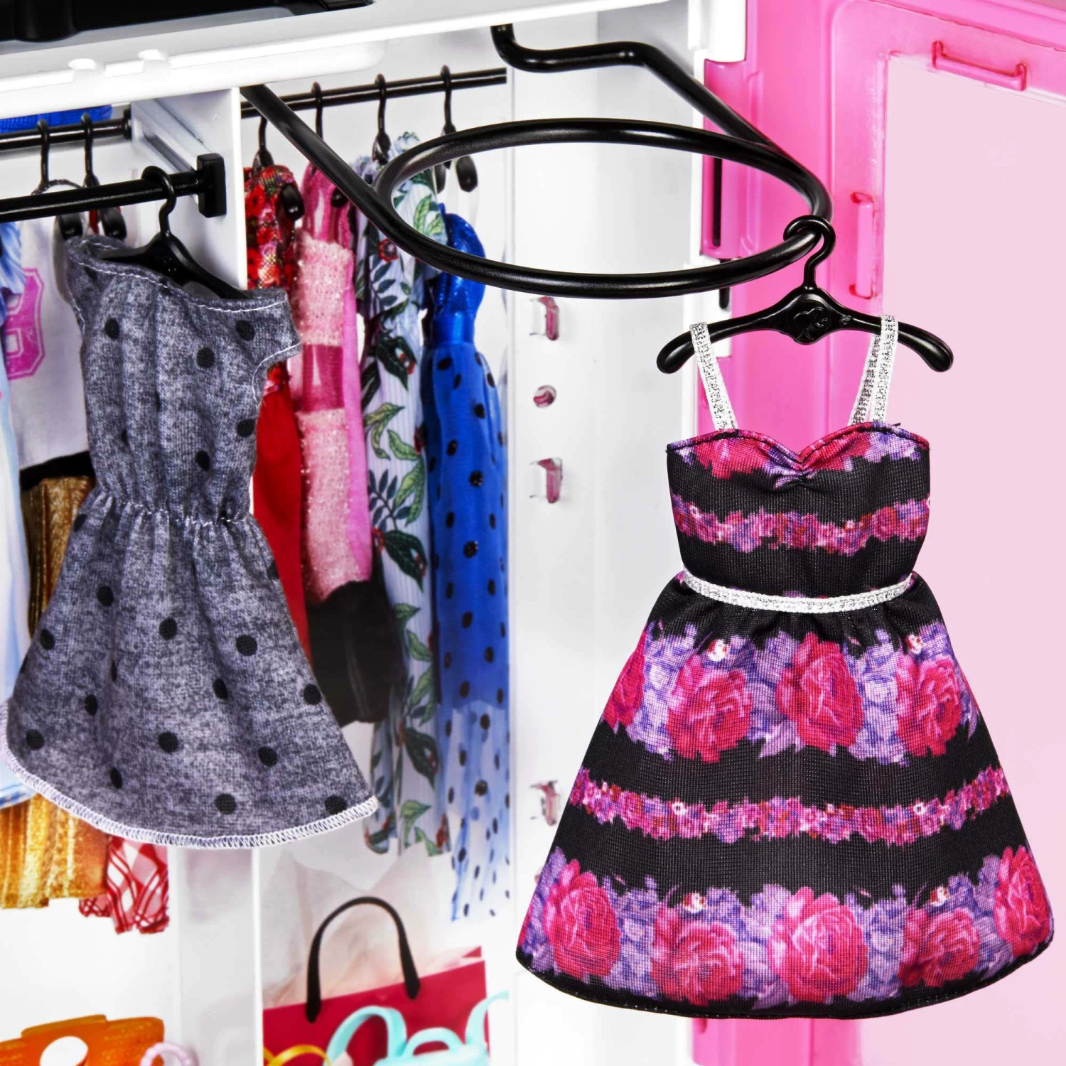 Barbie Fashionista Ultimate Closet And Doll Playset - Image 3