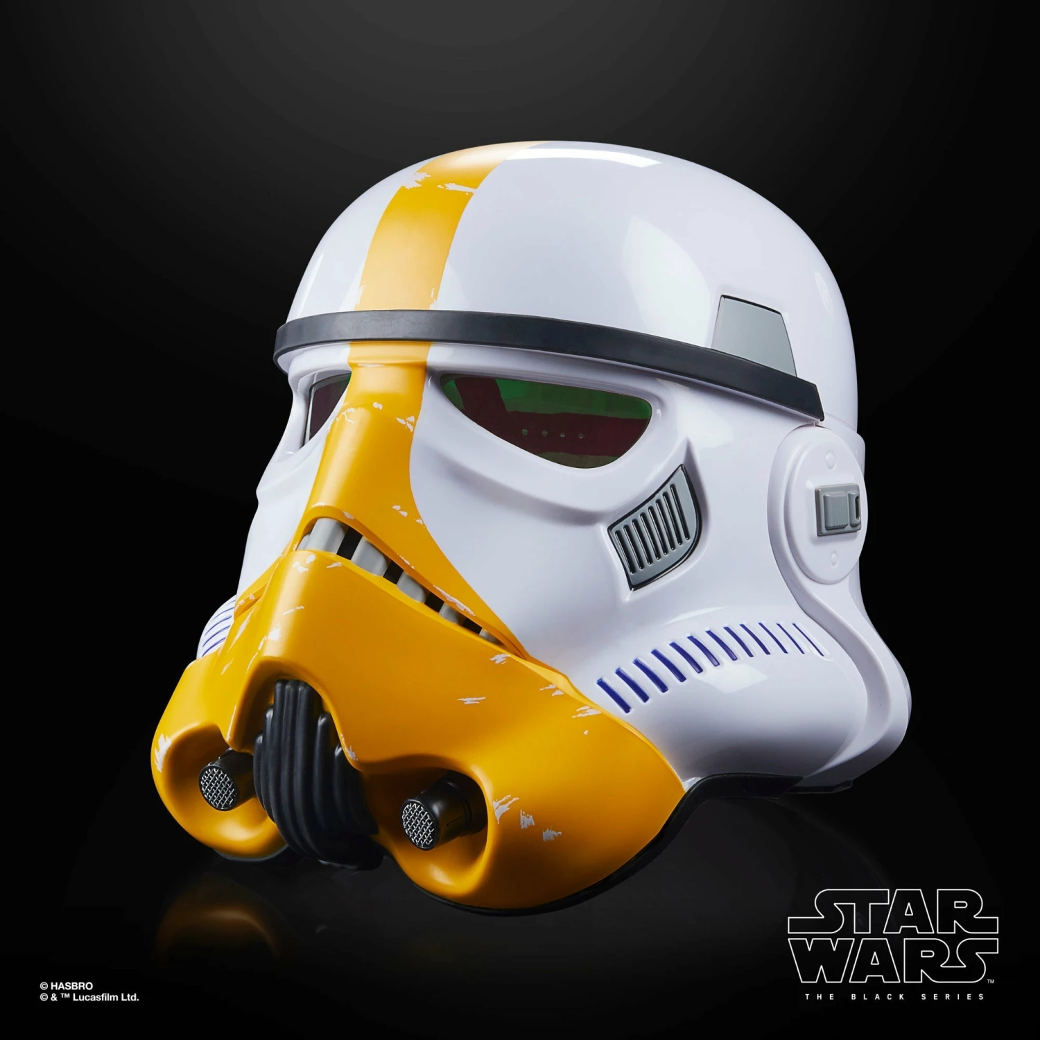 Star Wars The Black Series Artillery Stormtrooper Premium Electronic Helmet - Image 5