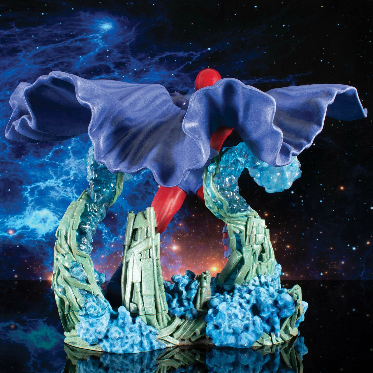 Marvel Gallery Comic Magneto Figure Diorama - Image 8