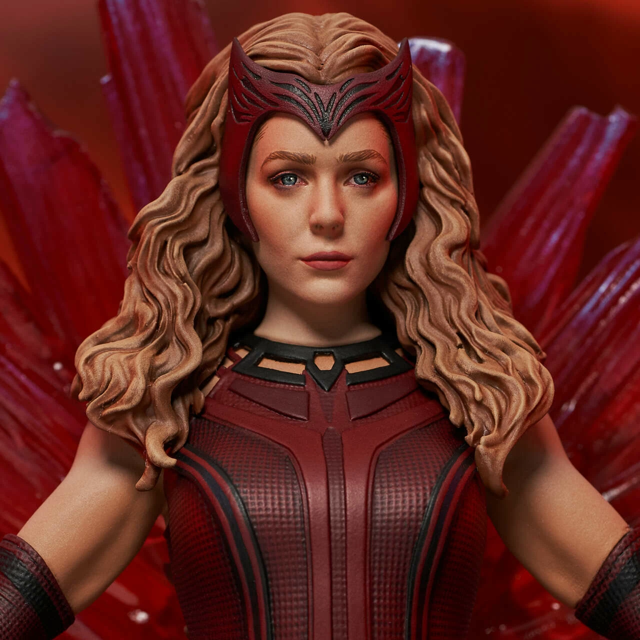 Marvel WandaVision - Scarlet Witch Diamond Select Gallery Diorama - Image 9