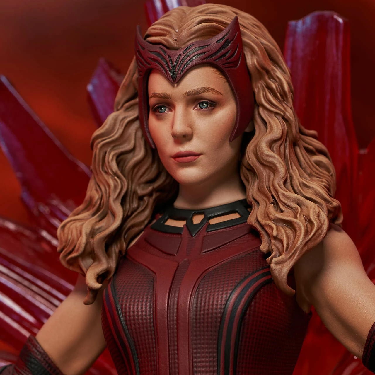 Marvel WandaVision - Scarlet Witch Diamond Select Gallery Diorama - Image 8