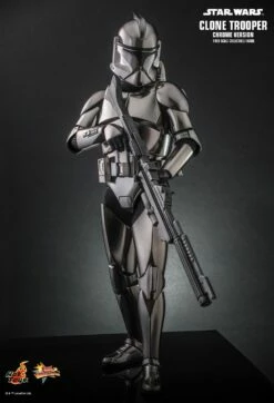 Hot Toys 1:6 Star Wars Clone Trooper (Chrome Version) Exclusive Release