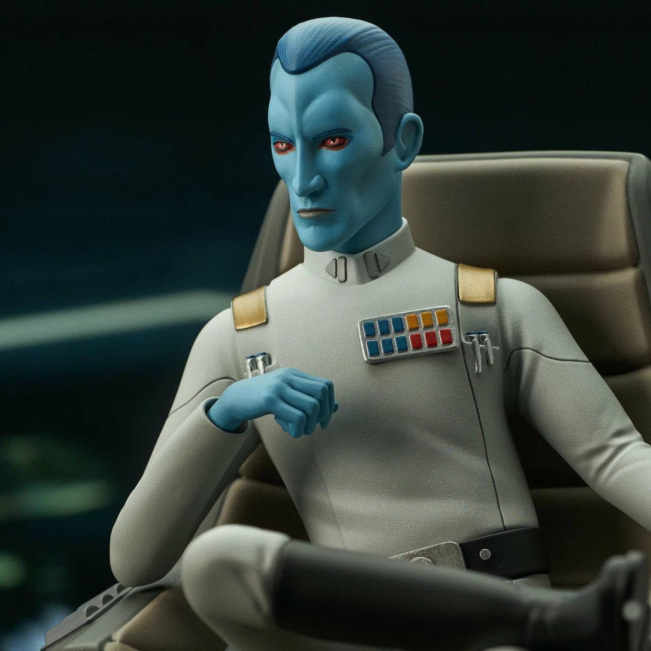 Star Wars Rebels Premier Collection Thrawn On Throne 1/7 Scale Limited Edition Statue - Image 9