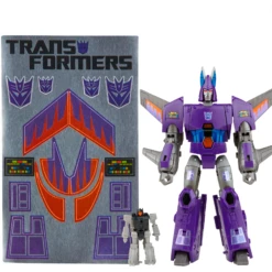 Transformers Generations Selects Voyager Cyclonus And Nightstick