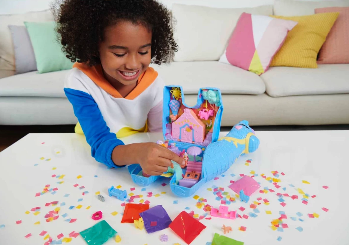 Polly Pocket Pajama Party Llama Party Playset - Image 3