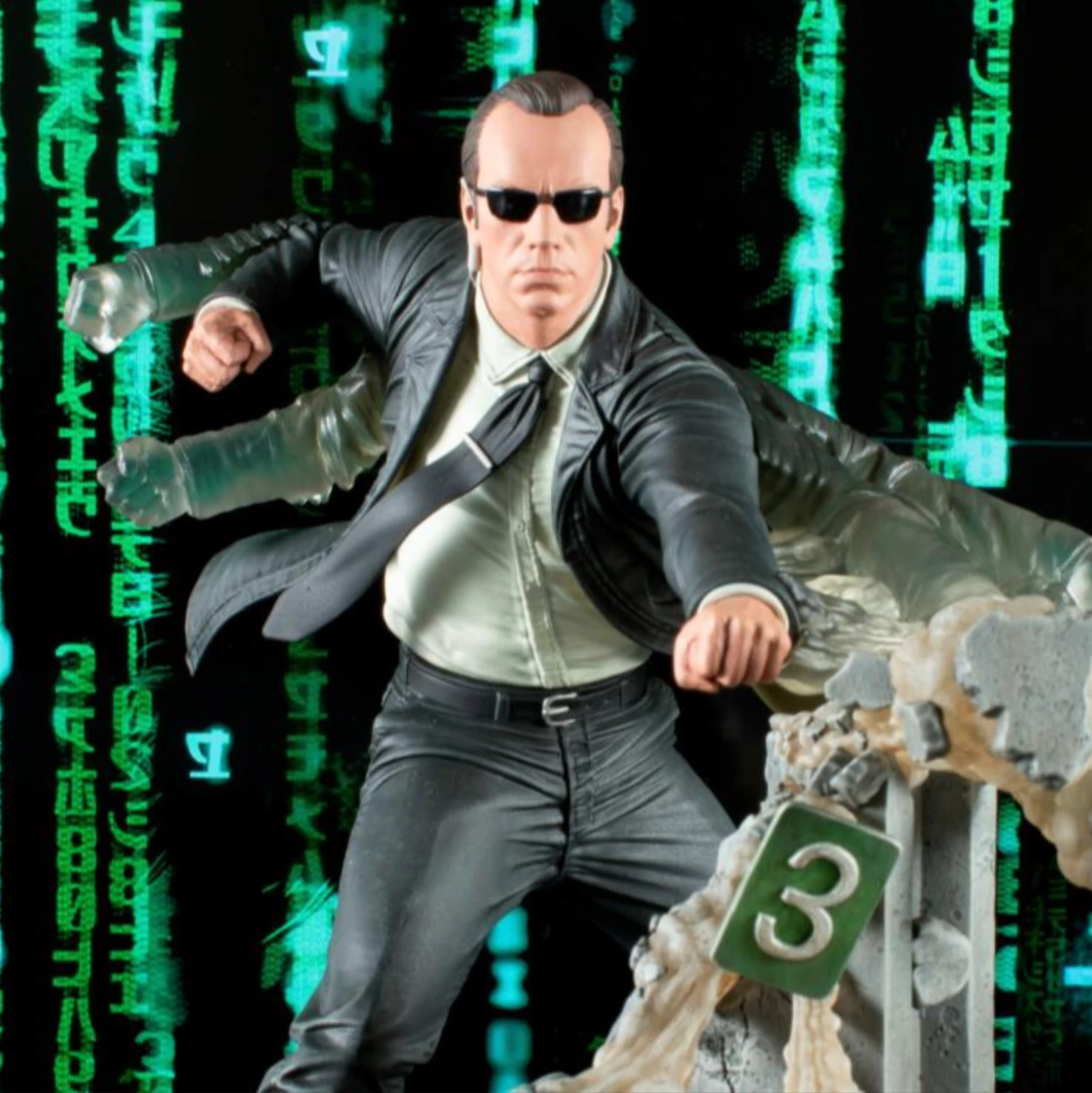 The Matrix Gallery Agent Smith Figure Diorama - Image 3