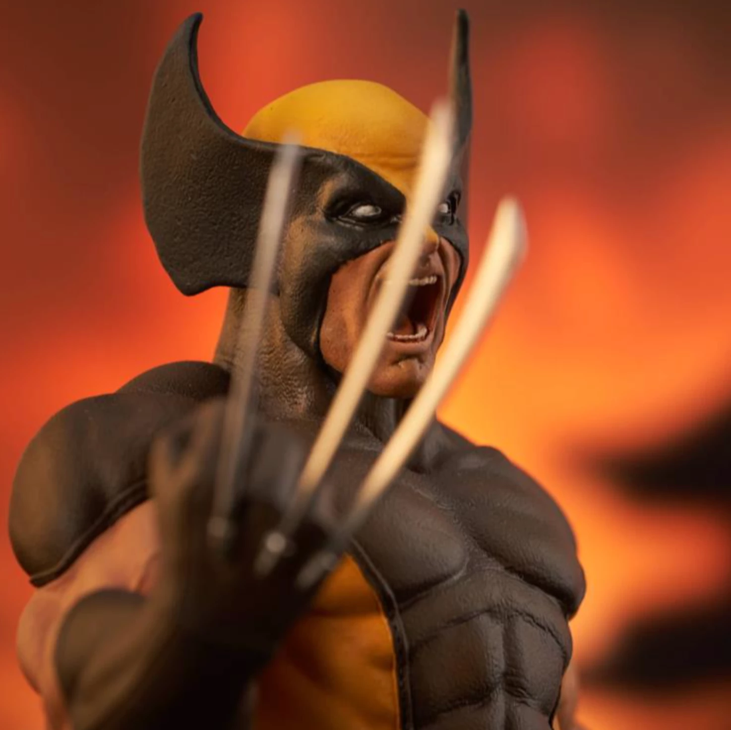Marvel Comics Wolverine (Brown) 1/7 Scale Limited Edition Bust - Image 17