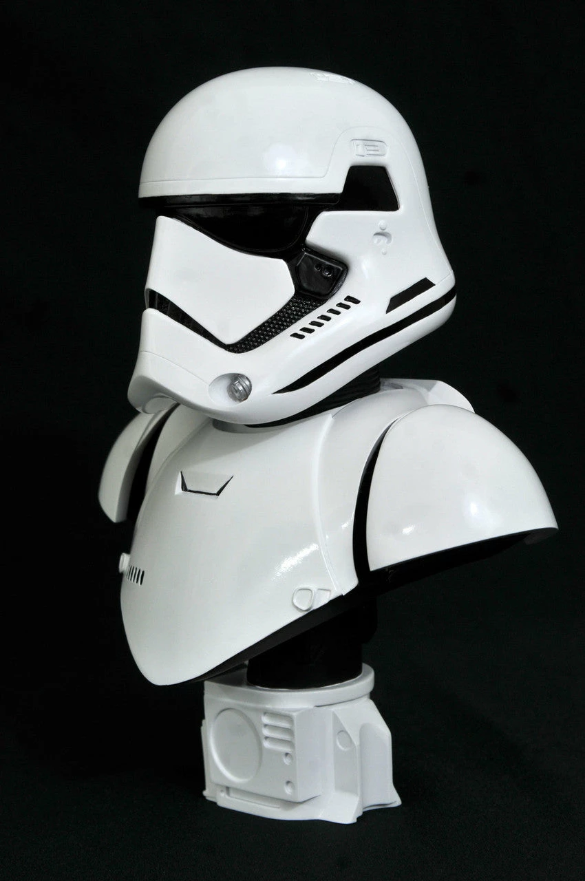 Gentle Giant Star Wars 1/2 Scale Limited Edition 3D Bust First Order Stormtrooper - Image 4