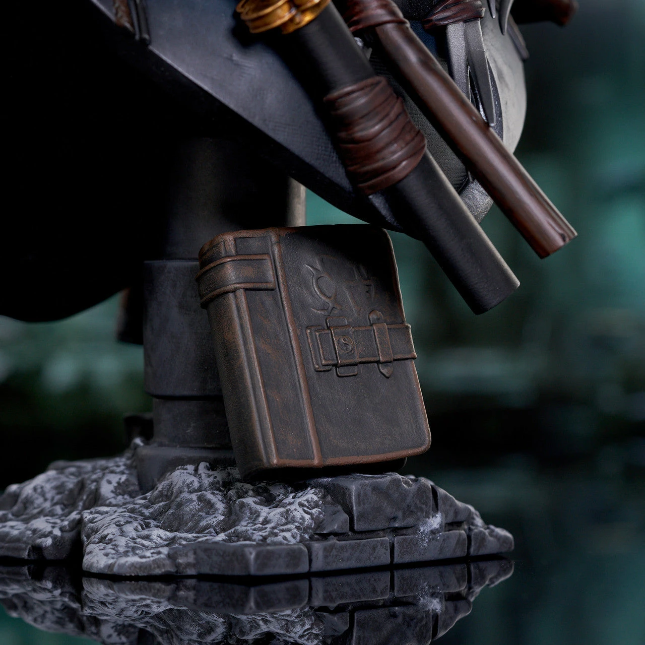 Teenage Mutant Ninja Turtles Legends The Last Ronin 1/2 Scale Limited Edition Bust - Image 13