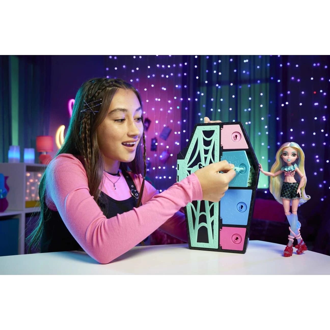 Monster High Skulltimate Secrets Lagoona Blue Doll - Image 4