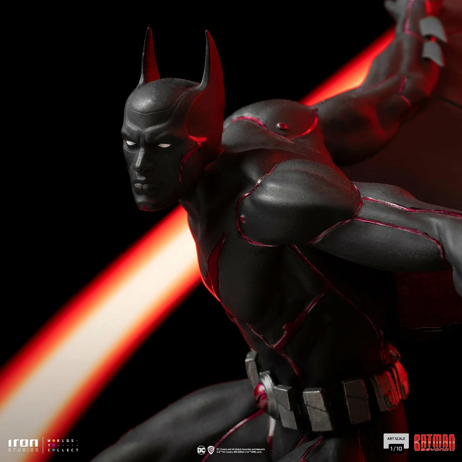 Iron Studios Batman Beyond Batman 1/10 Art Scale Statue - Image 9