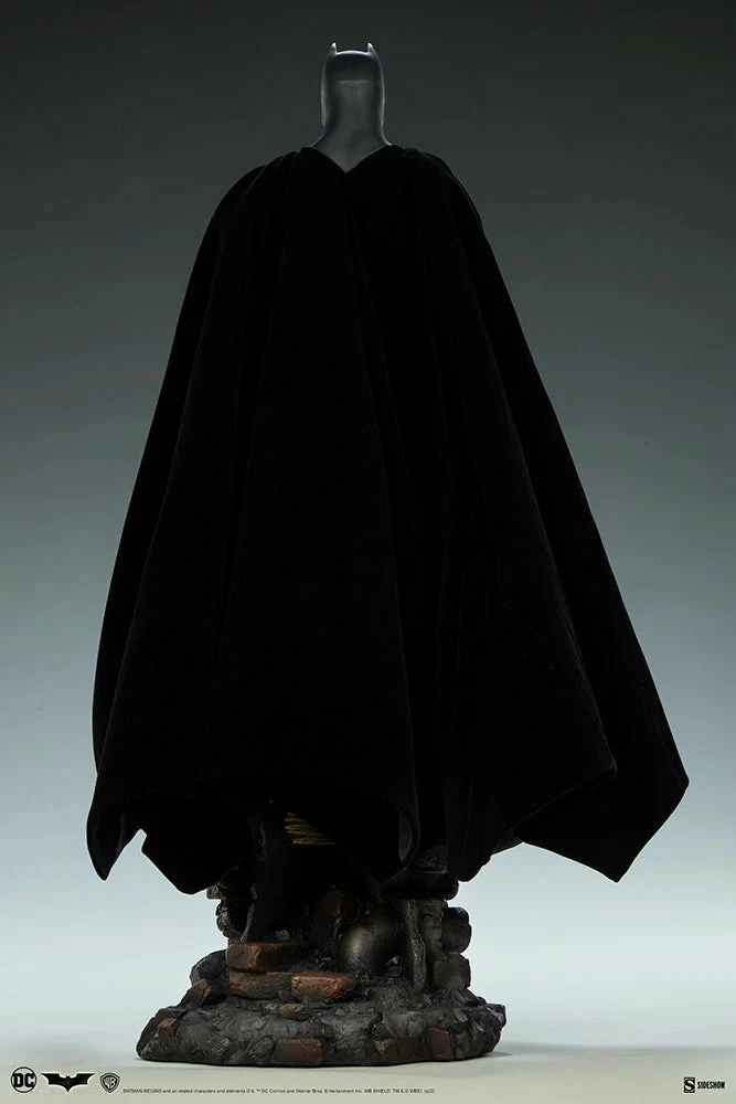 Sideshow Batman Begins Premium Format Batman Statue - Image 7
