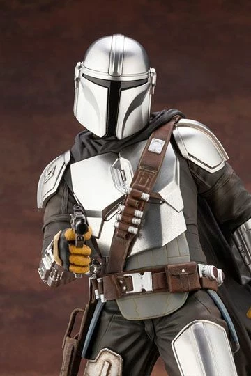 Star Wars The Mandalorian ArtFX Mandalorian & The Child Statue - Image 13