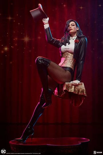 Sideshow DC Comics Premium Format Figure Zatanna 55 Cm