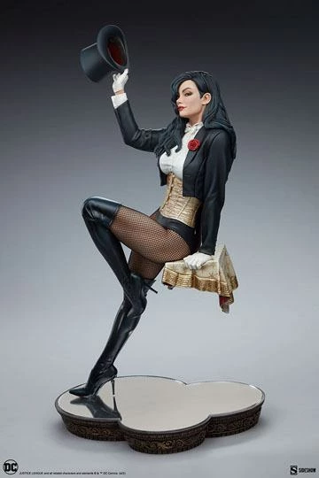 Sideshow DC Comics Premium Format Figure Zatanna 55 Cm - Image 11