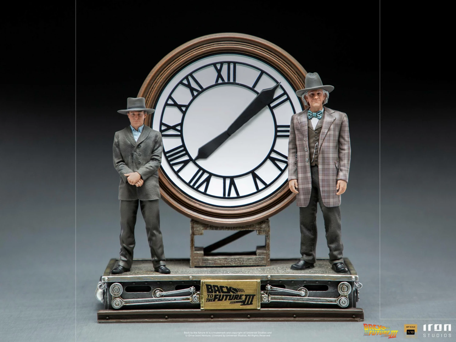 Iron Studios Back To The Future III Deluxe Art Scale Statue 1/10 Marty And Doc At The Clock - Image 4