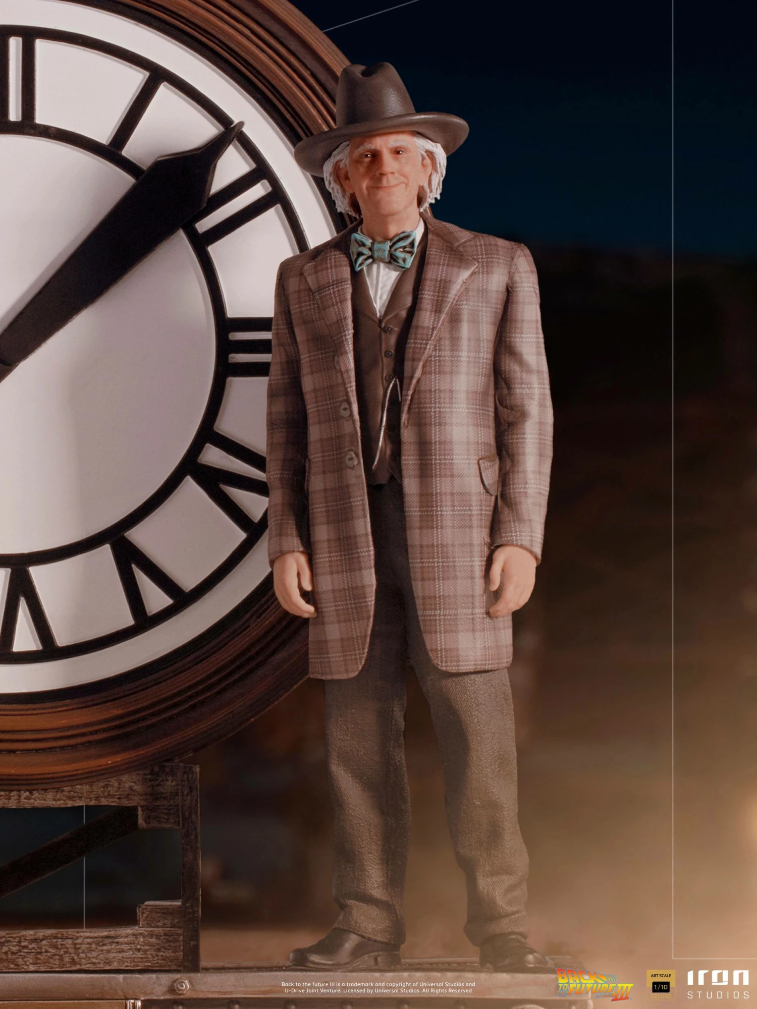 Iron Studios Back To The Future III Deluxe Art Scale Statue 1/10 Marty And Doc At The Clock - Image 15
