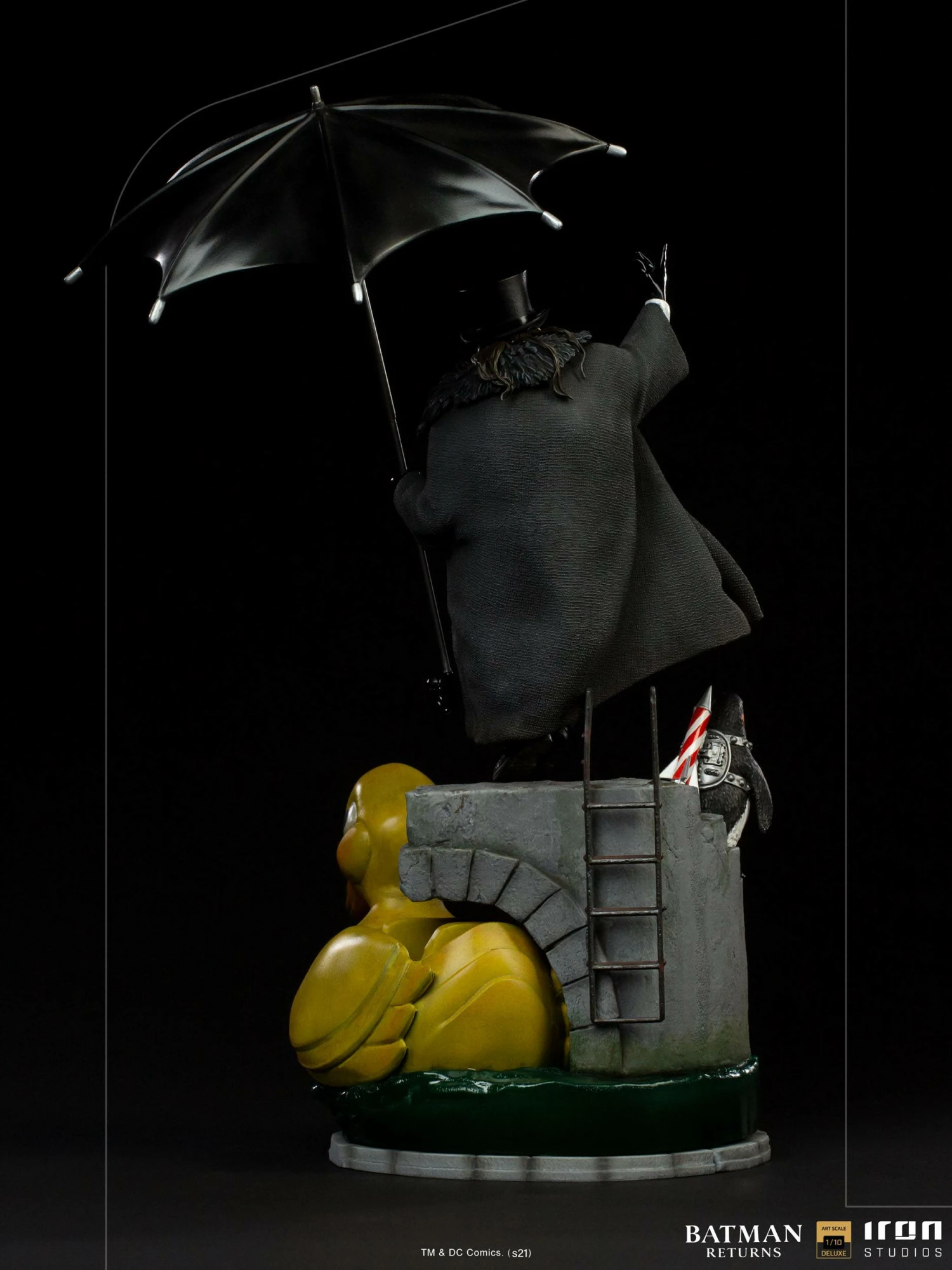 Iron Studios DC Comics Batman Returns 1:10 Scale Deluxe Penguin Figure - Image 5