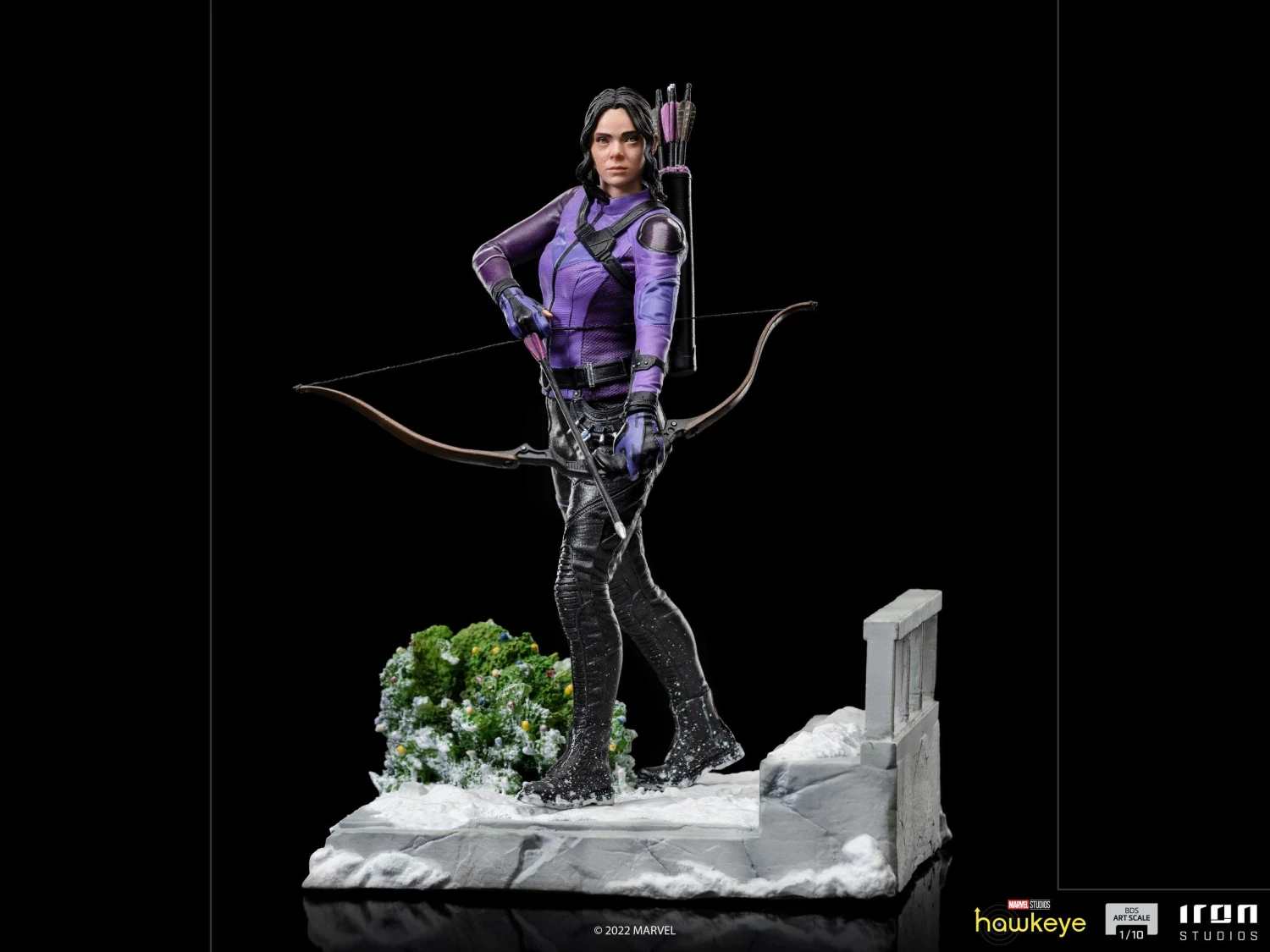 Iron Studios 1/10 Art Scale Statue Hawkeye Kate Bishop - Image 9