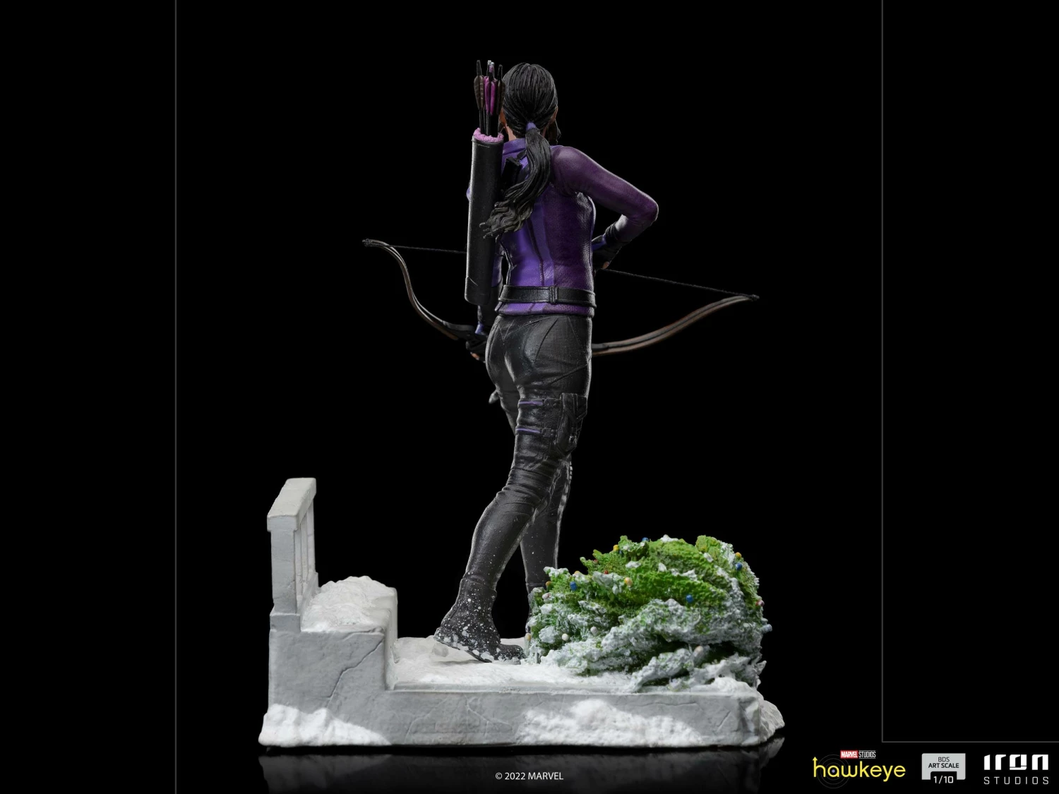 Iron Studios 1/10 Art Scale Statue Hawkeye Kate Bishop - Image 12