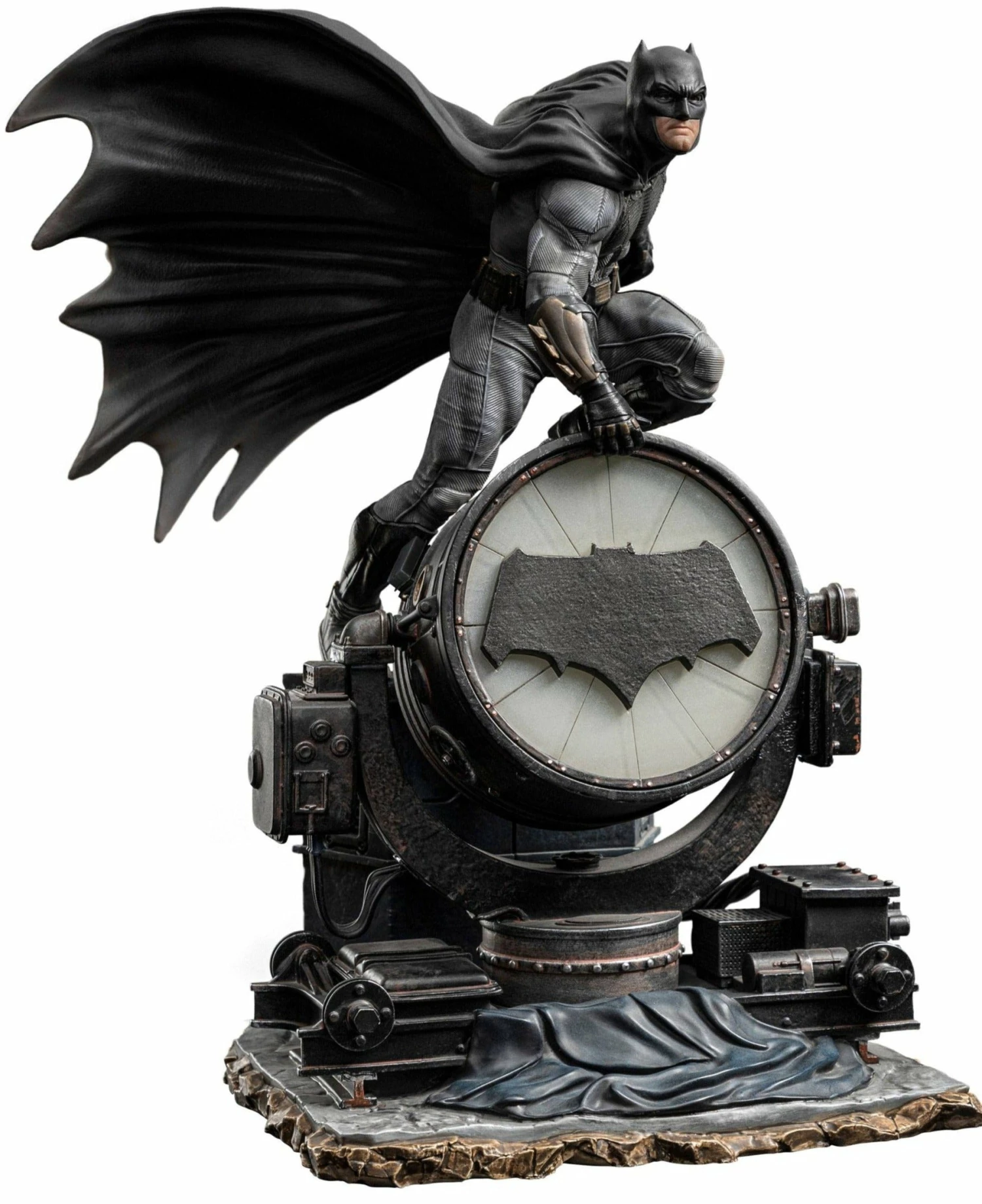 Iron Studios Zack Snyder's Justice League Batman On Bat-Signal 1/10 Deluxe Art Scale Statue