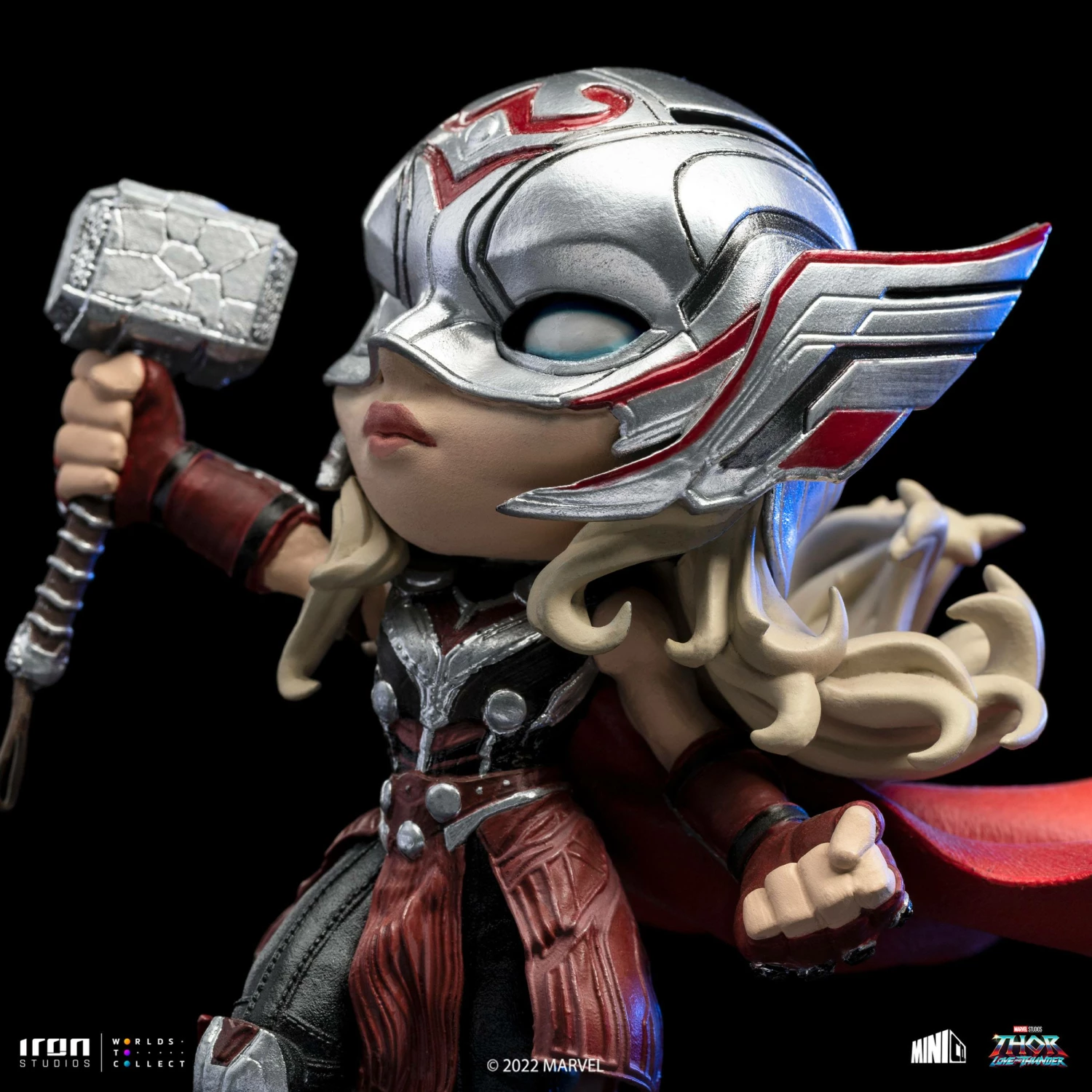 Iron Studios Mini Co Marvel Thor: Love And Thunder Mighty Thor Jane Foster - Image 12