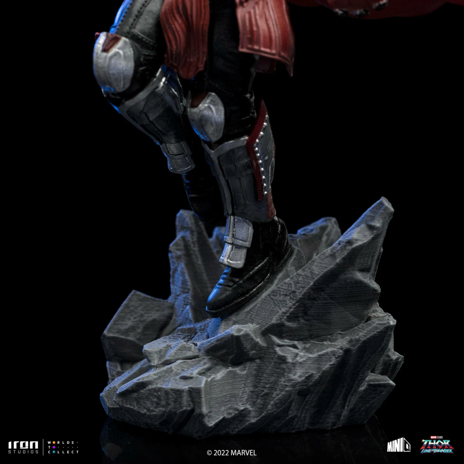 Iron Studios Mini Co Marvel Thor: Love And Thunder Mighty Thor Jane Foster - Image 13