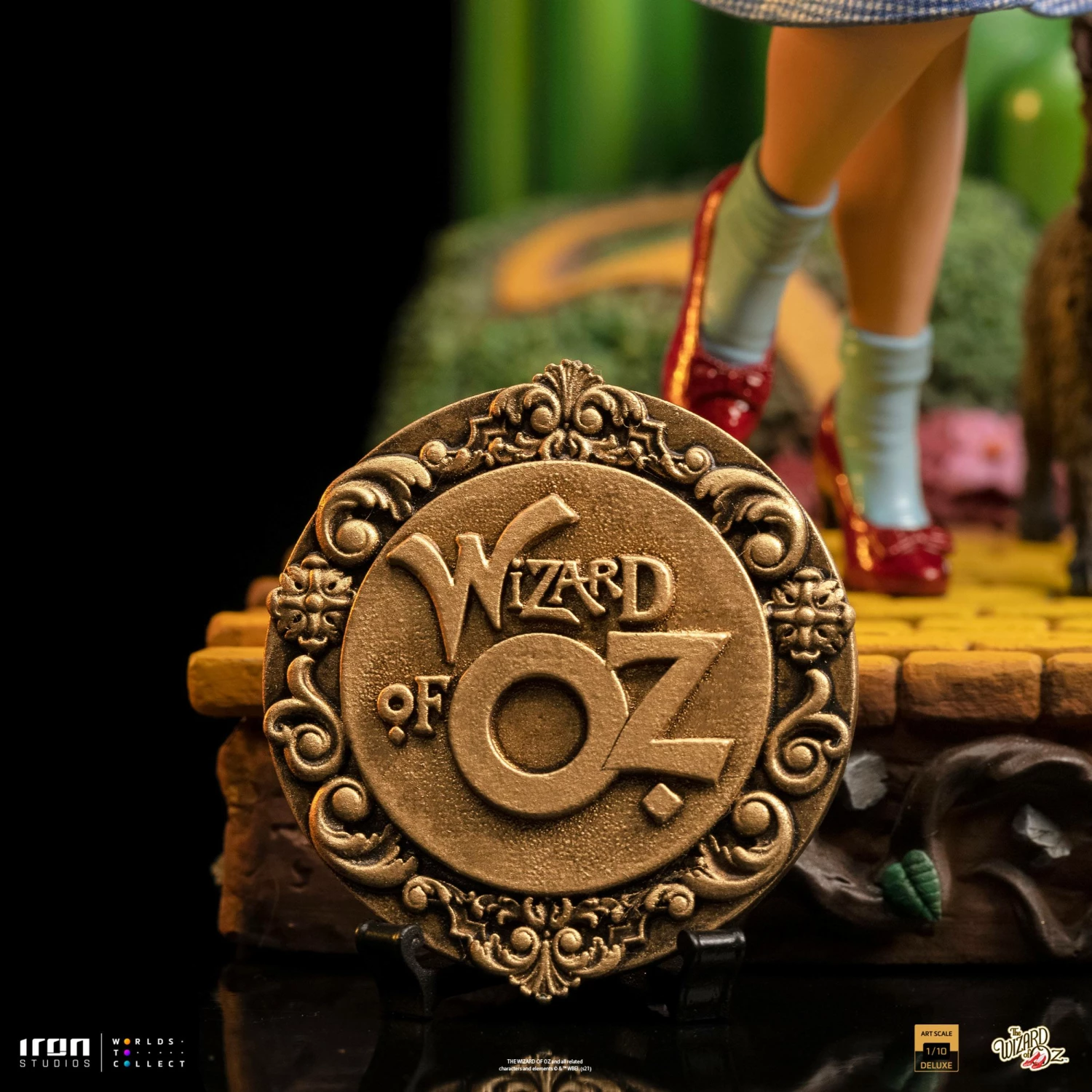 Iron Studios The Wizard Of Oz Dorothy Deluxe 1/10 Art Scale Limited Edition Statue - Image 10