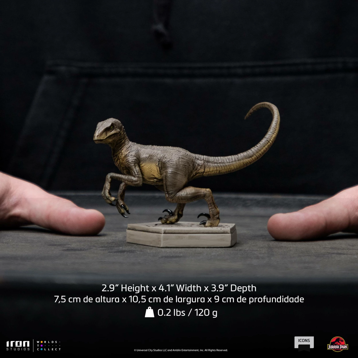 Iron Studios Jurassic Park Icons Velociraptor (C) Statue - Image 4