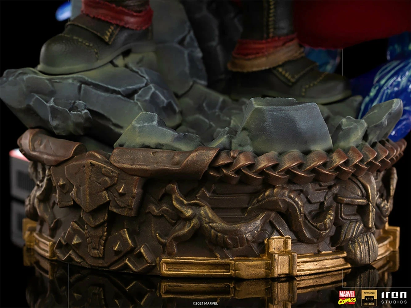 Iron Studios Marvel Thor Unleashed 1/10 Deluxe Art Scale Statue - Image 8