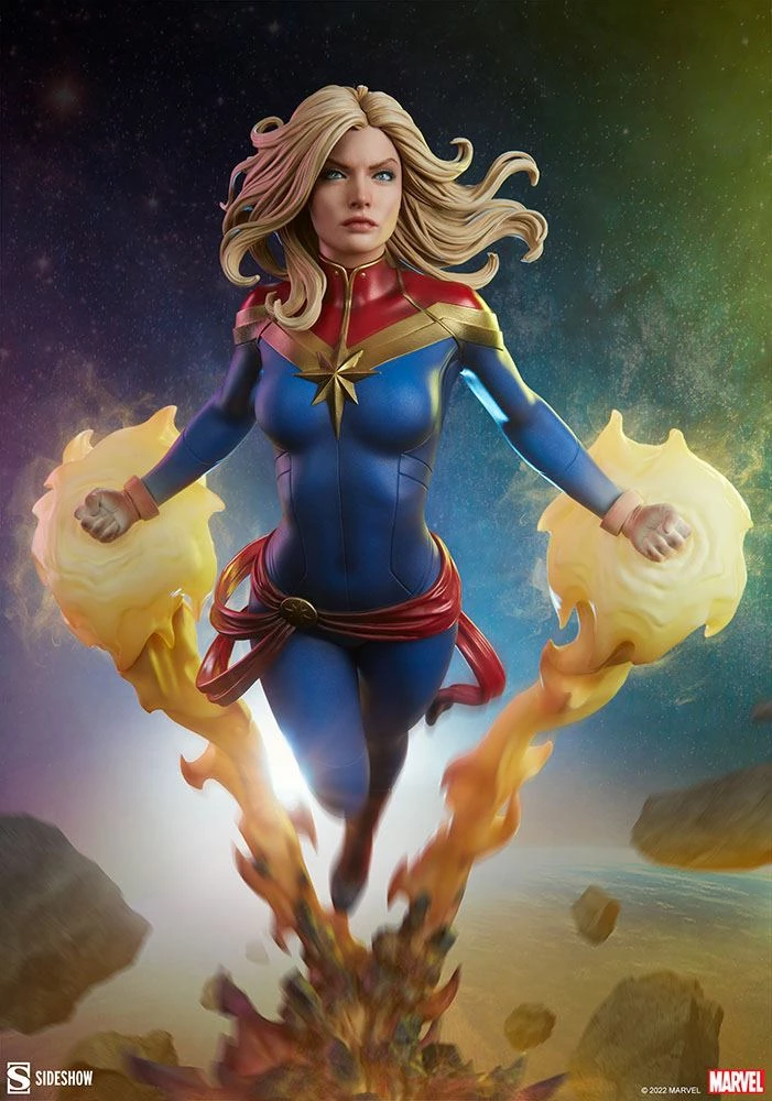 Sideshow Marvel Premium Format Statue Captain Marvel 60 Cm